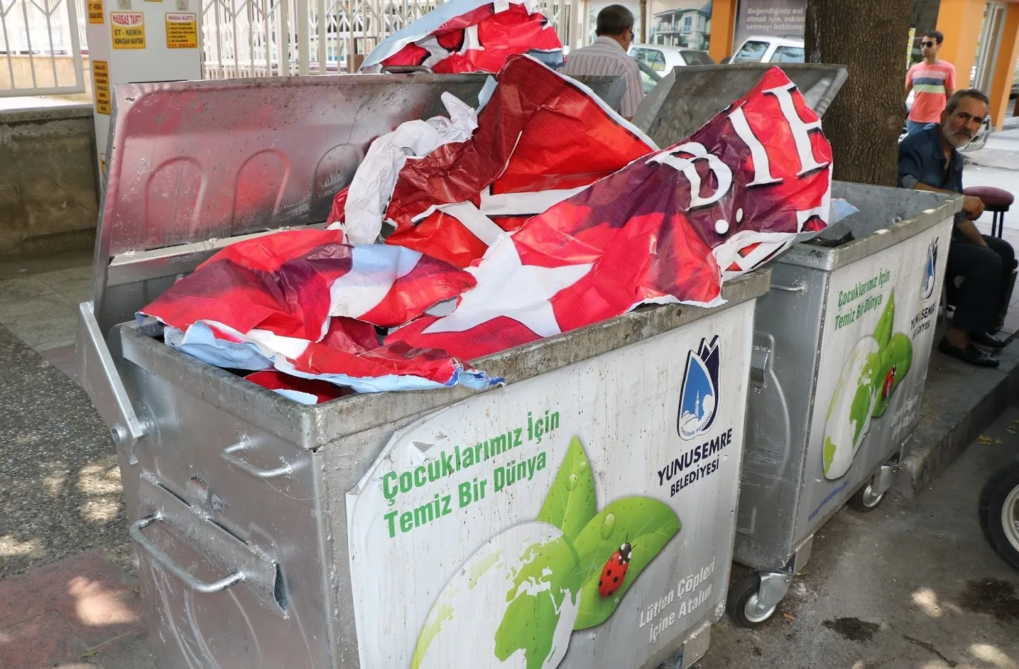 Bayrak Neyi Temsil Ediyor?