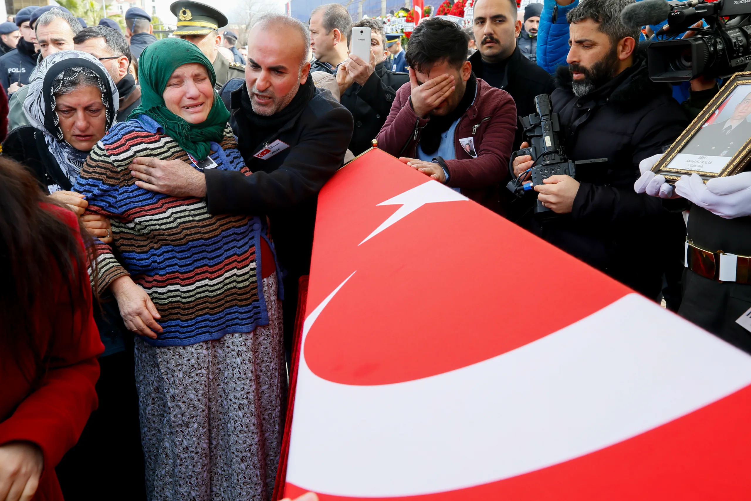 Kürt Sorunu Çözülmüyor, İki Halkın Emekçileri Ölmeye Devam Ediyor