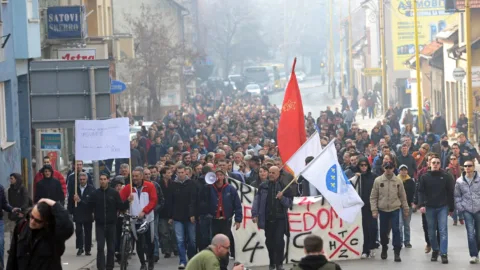 Bosna-Hersek’te Emekçilerin Öfkesi Büyüyor