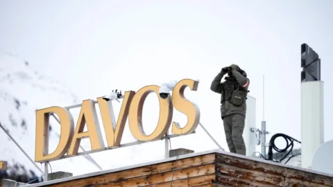 Çıkışsızlık ve Belirsizliğin Zirvesi: Davos