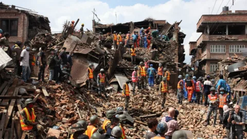 Nepal’de Deprem ve Emekçilerin Sefaleti
