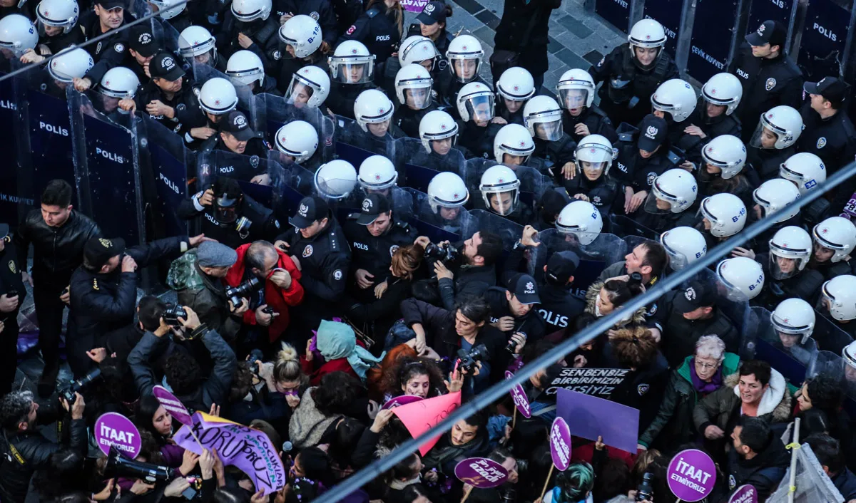 Polis Terörü ve “Hukukun Üstünlüğü” Yalanı