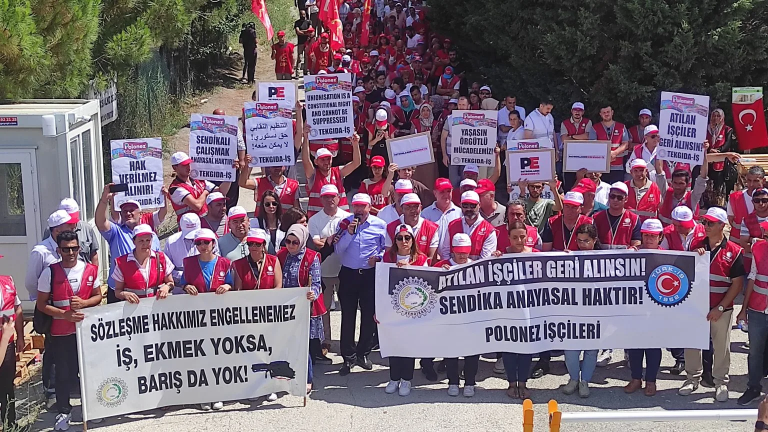 Artan Yoksulluk, Direnişler ve Sendikaların Göstermelik Eylemleri