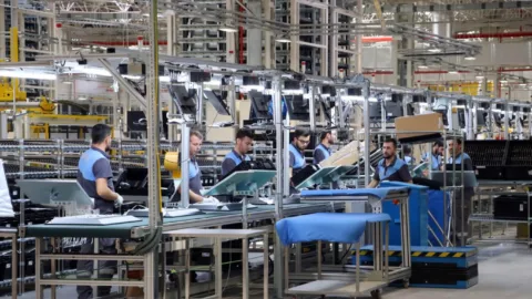 Sermaye Sınıfı İşçi Sınıfına Orman Kanunlarını Dayatıyor