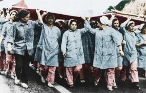 İşçi Kadınların Gözünden 15-16 Haziran 1970 Büyük İşçi Direnişi