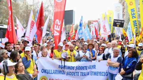 Okullardaki Şiddetin Kaynağı, İktidar Politikaları ve Çürüyen Kapitalist Düzendir!