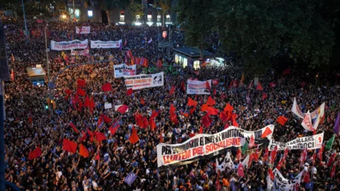 İspanya’da Fahiş Ev Kiralarına Karşı Protestolar ve Konut Sorunu